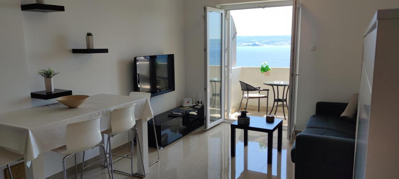 Studio Apartment Novi Vinodolski Ngoại thất bức ảnh